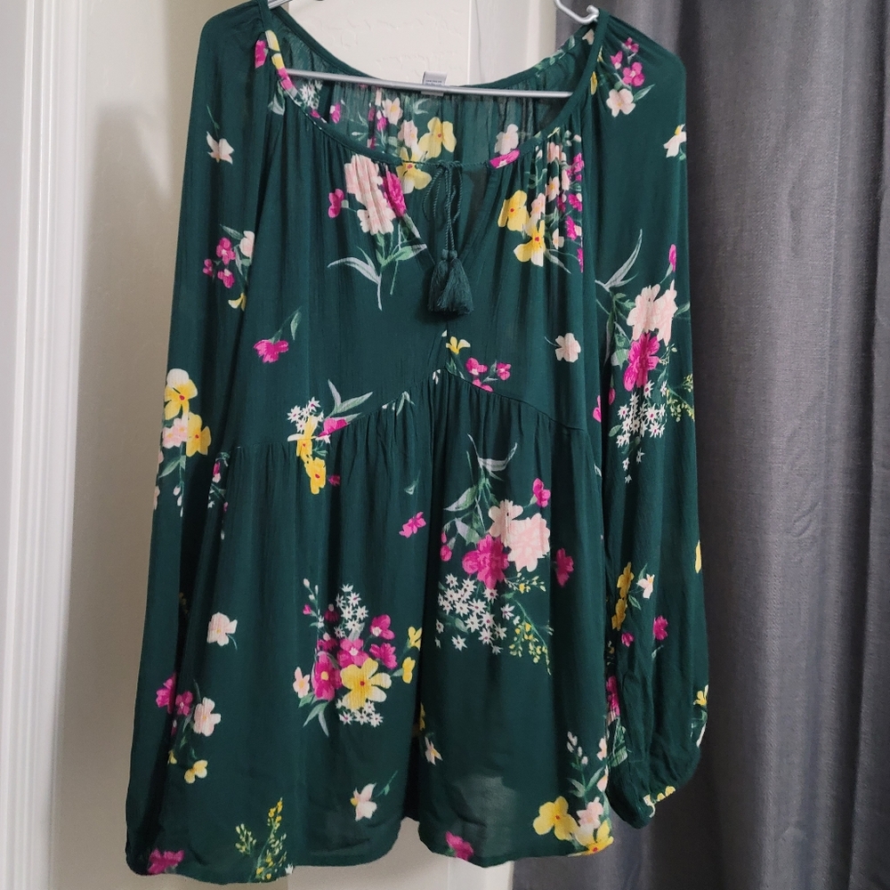 Floral top